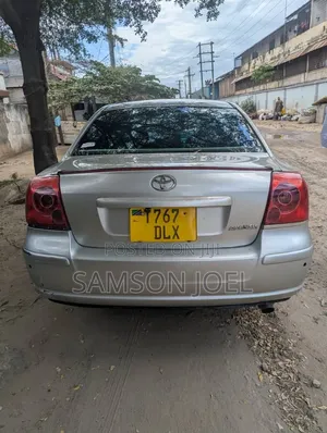 Toyota Avensis 2003 Silver