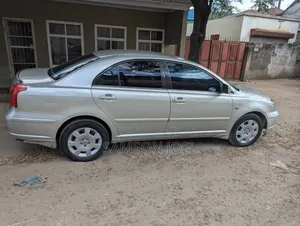 Toyota Avensis 2003 Silver