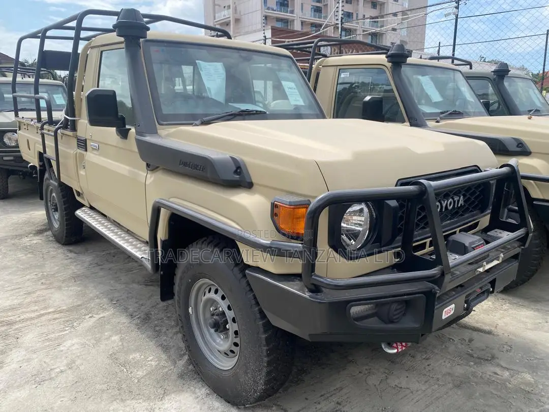 New Toyota Land Cruiser 79 Series 2025 Beige