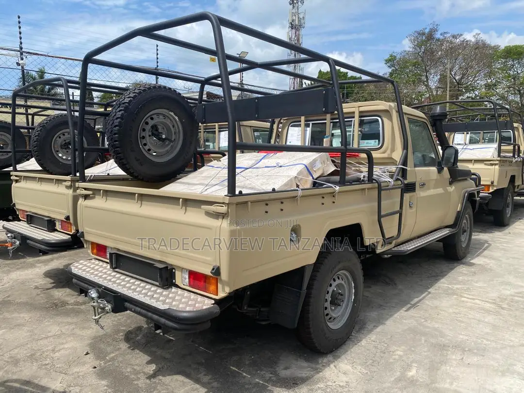 New Toyota Land Cruiser 79 Series 2025 Beige