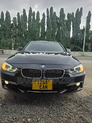 BMW 320i 2013 Black