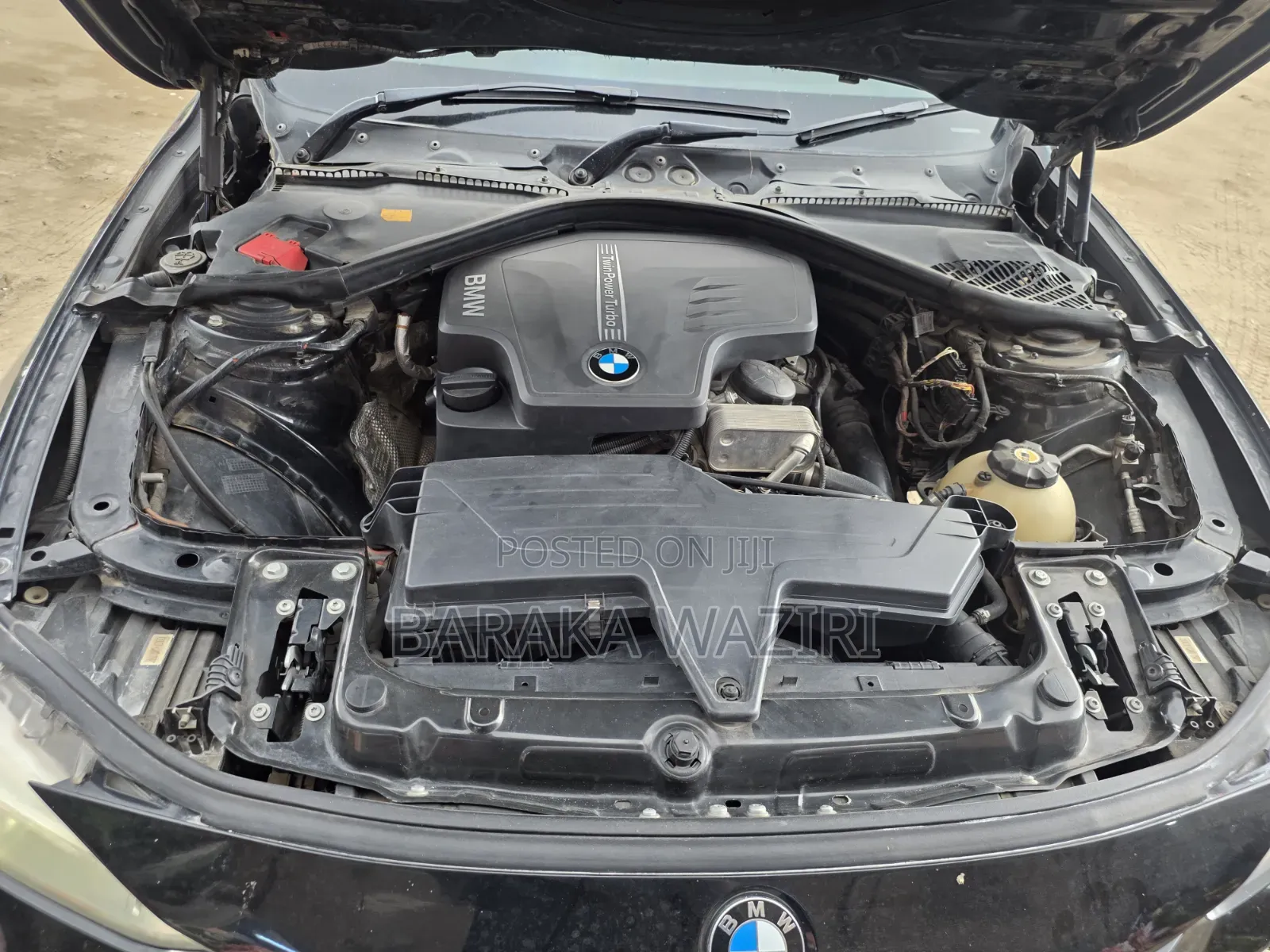 BMW 320i 2013 Black