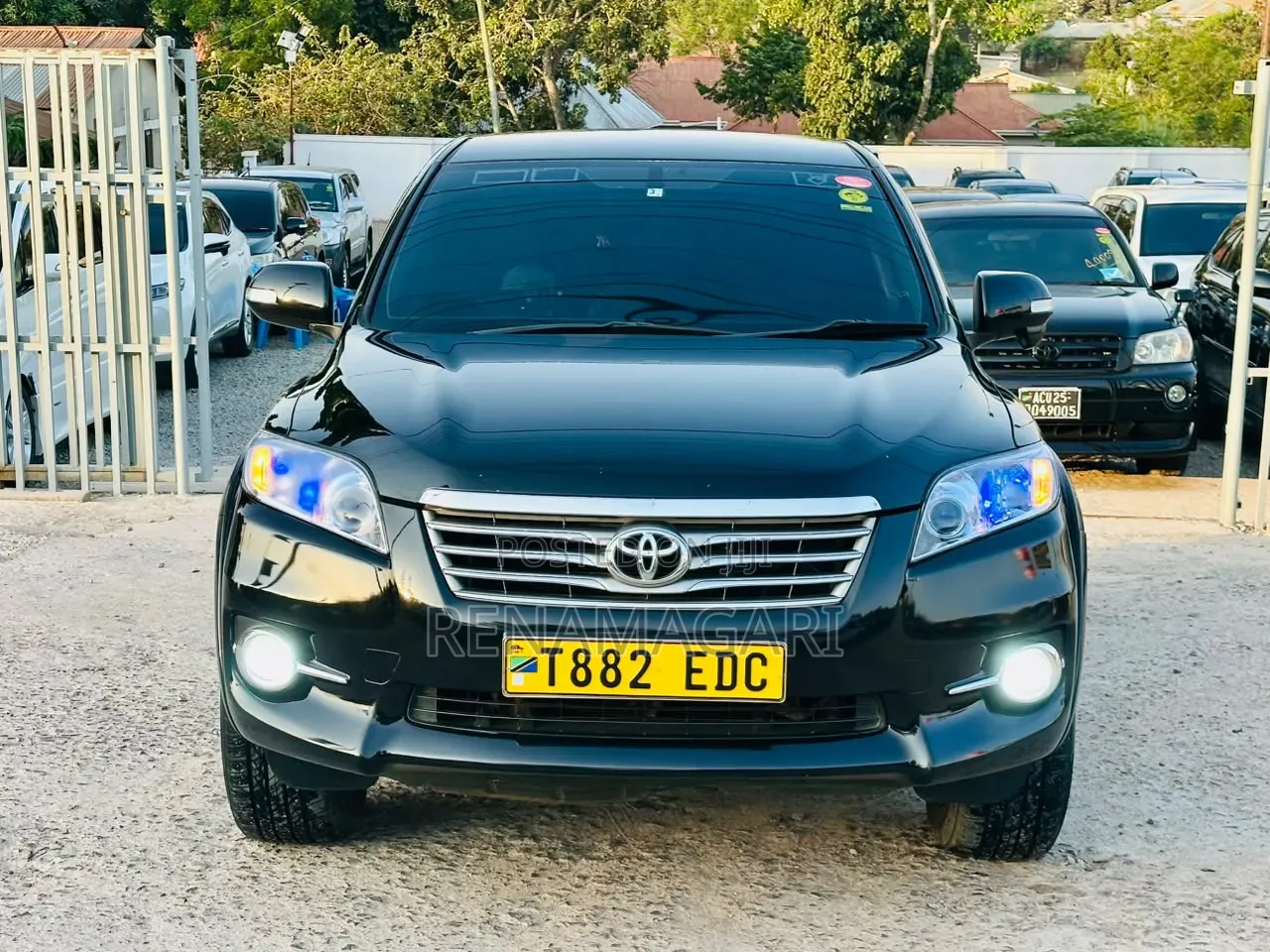 Toyota Vanguard 2012 Black
