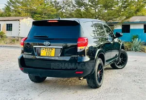 Toyota Vanguard 2012 Black