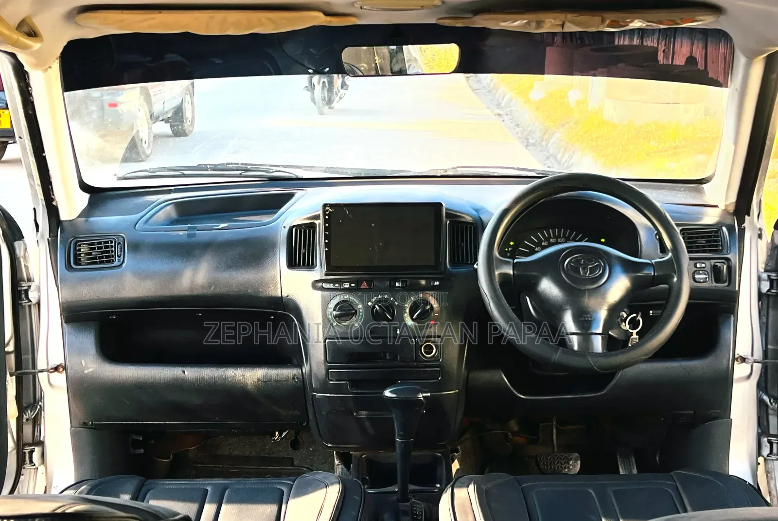 Toyota Succeed 2004 Silver