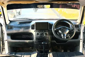 Toyota Succeed 2004 Silver