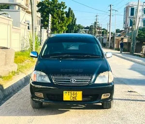 Toyota Nadia 2003 Black