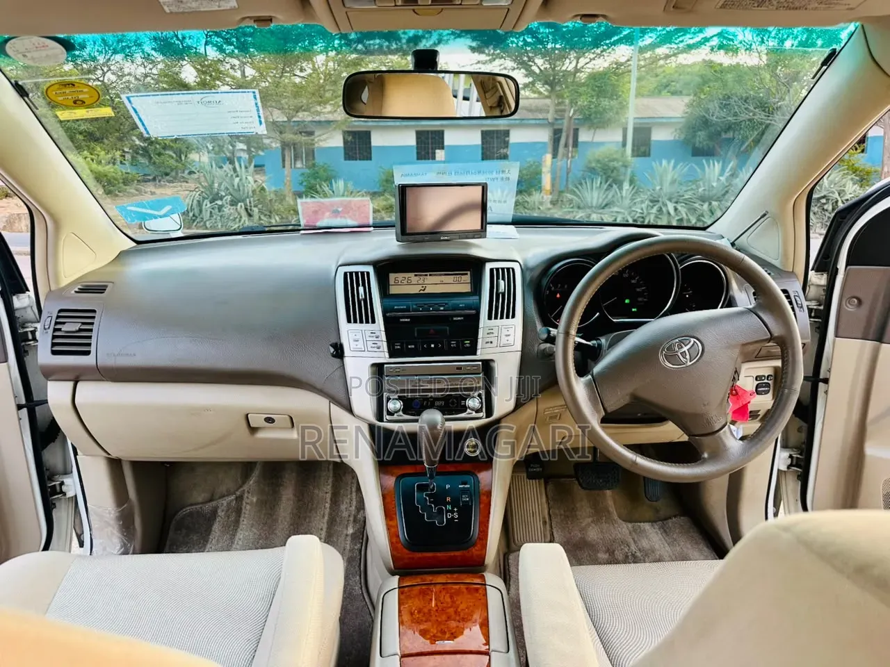Toyota Harrier 2006 White