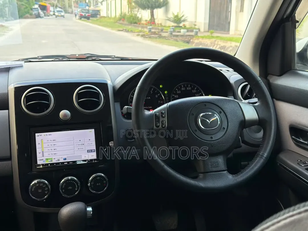 Mazda Verisa 2012 White