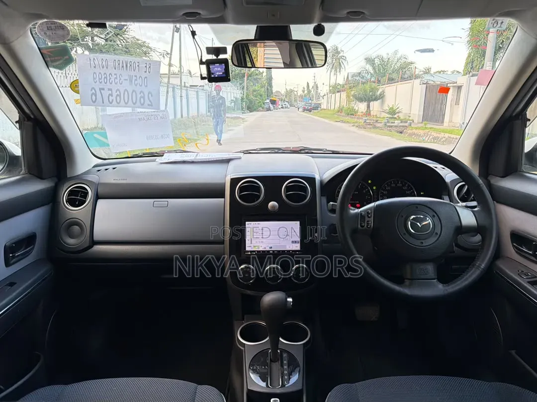 Mazda Verisa 2012 White