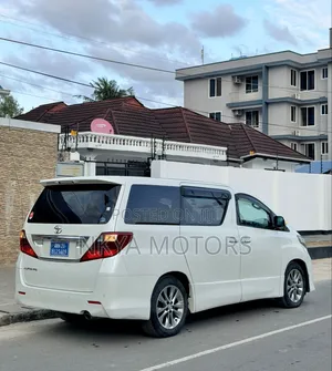 Toyota Alphard 2010 White