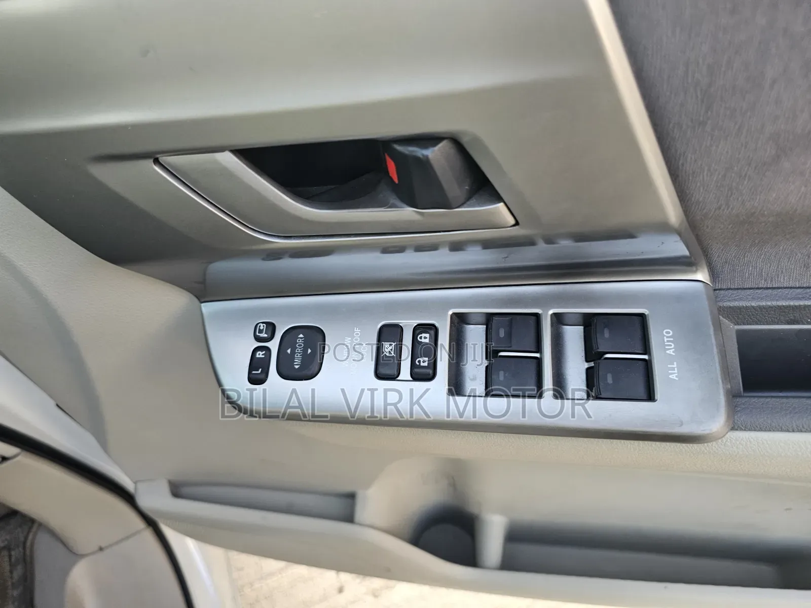 Toyota Noah 2008 White