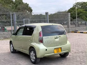 Toyota Passo 2004 Green