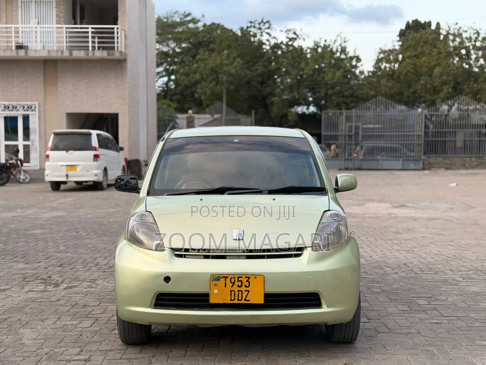 Toyota Passo 2004 Green