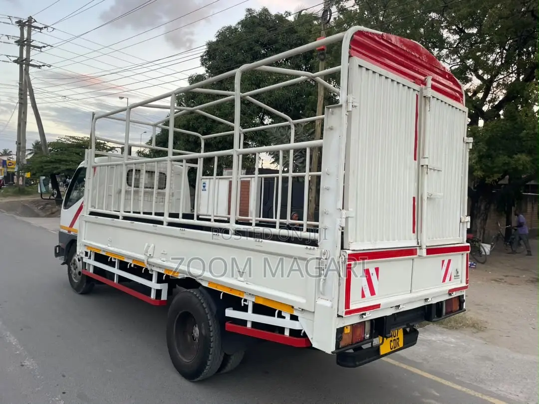 Mitsubishi Canter