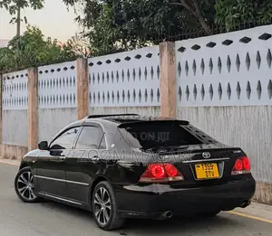 Toyota Crown 2007 Black