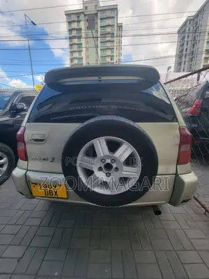 Toyota RAV4 2004 Beige