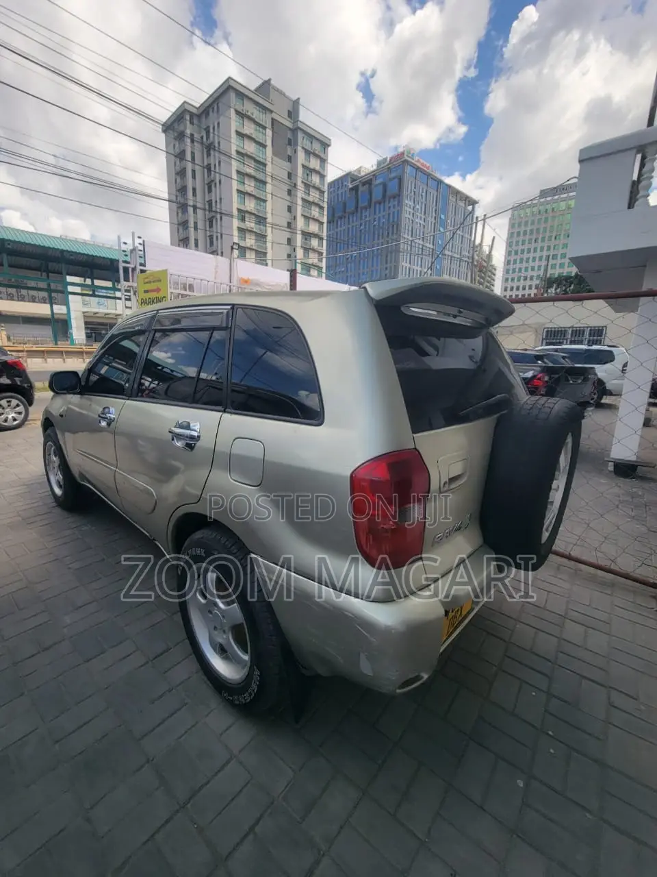 Toyota RAV4 2004 Beige