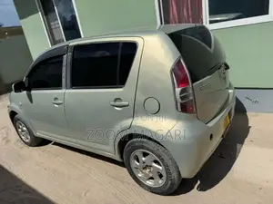 Toyota Passo 2006 Green