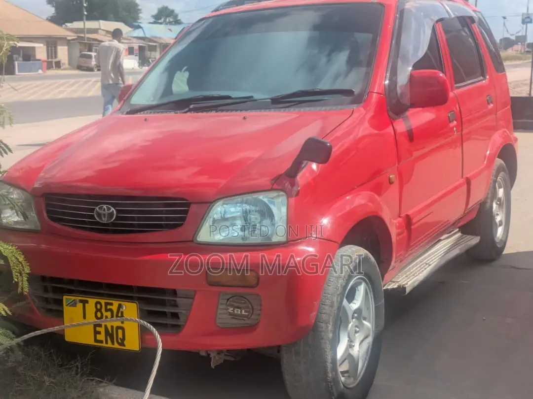 Toyota Cami 2006 Red