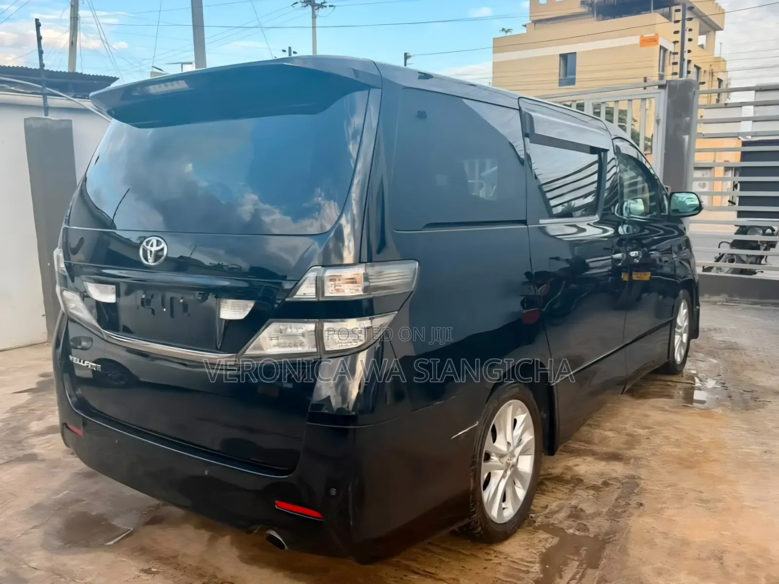 Toyota Noah 2007