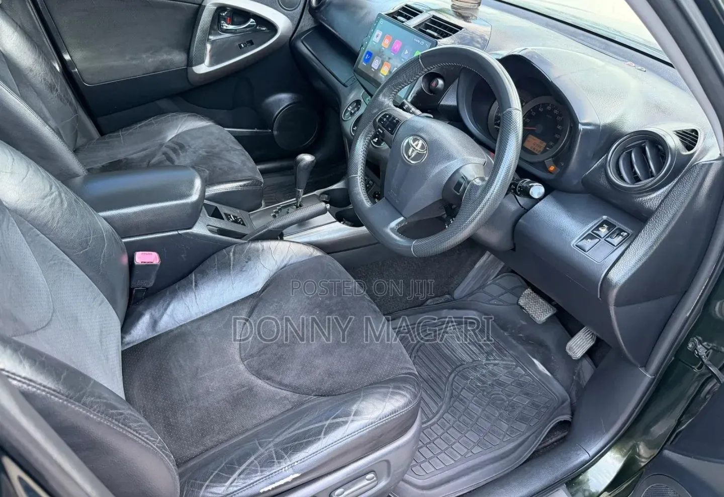 Toyota Vanguard 2010 Green