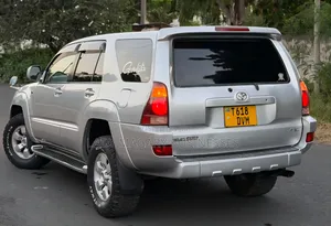 Toyota Hilux Surf 2.7 SSR 2005 Silver