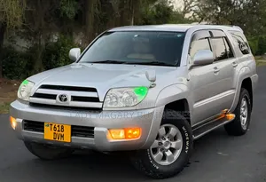 Toyota Hilux Surf 2.7 SSR 2005 Silver