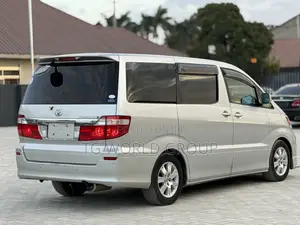 Toyota Alphard 2.4 Petrol FWD 2004 Silver