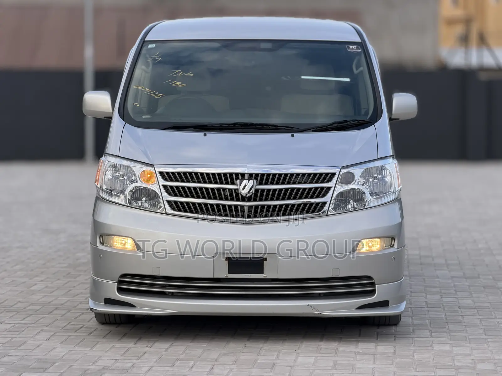 Toyota Alphard 2.4 Petrol FWD 2004 Silver