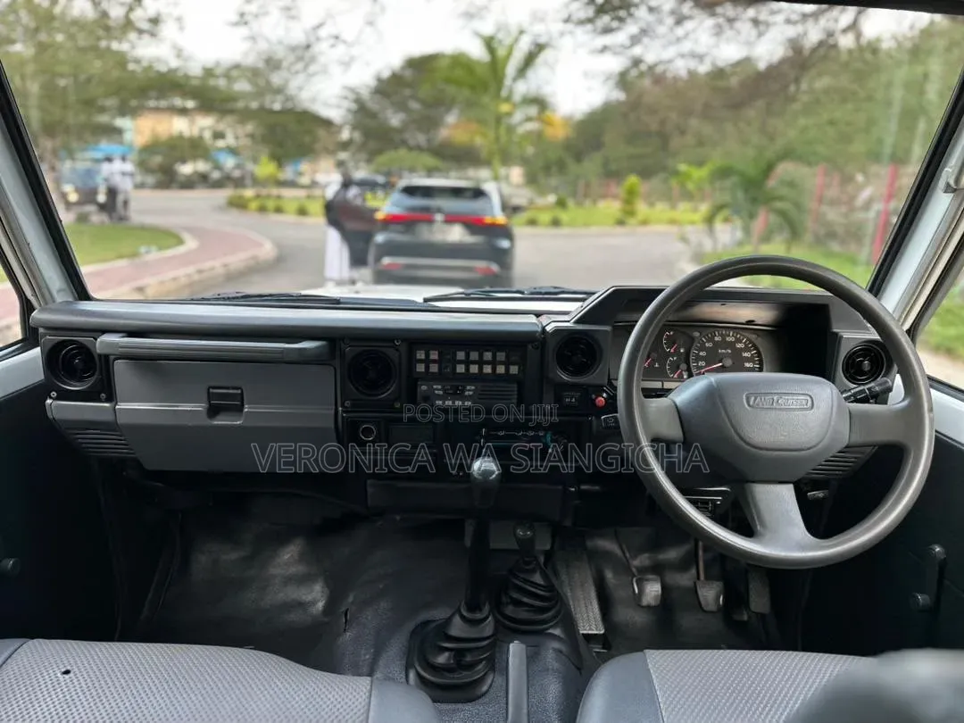 Toyota Land Cruiser Prado 2008 White