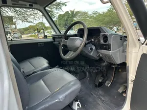 Toyota Land Cruiser Prado 2008 White