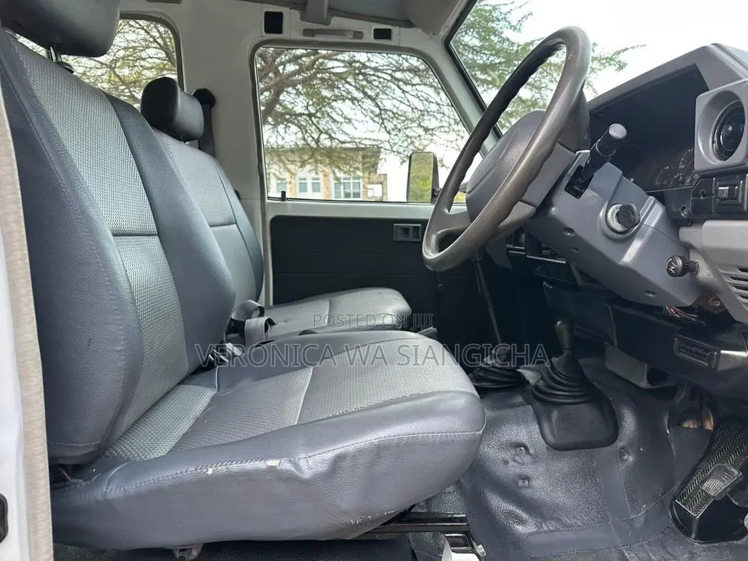 Toyota Land Cruiser Prado 2008 White