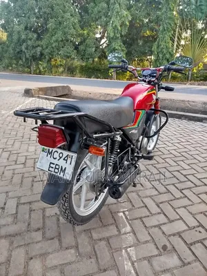 Honda CB 2025 Black