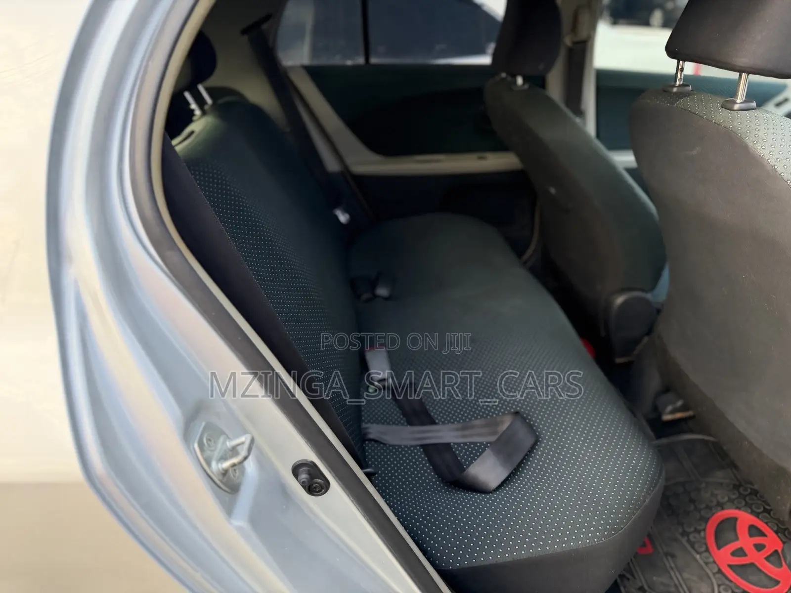 Toyota Vitz 2008