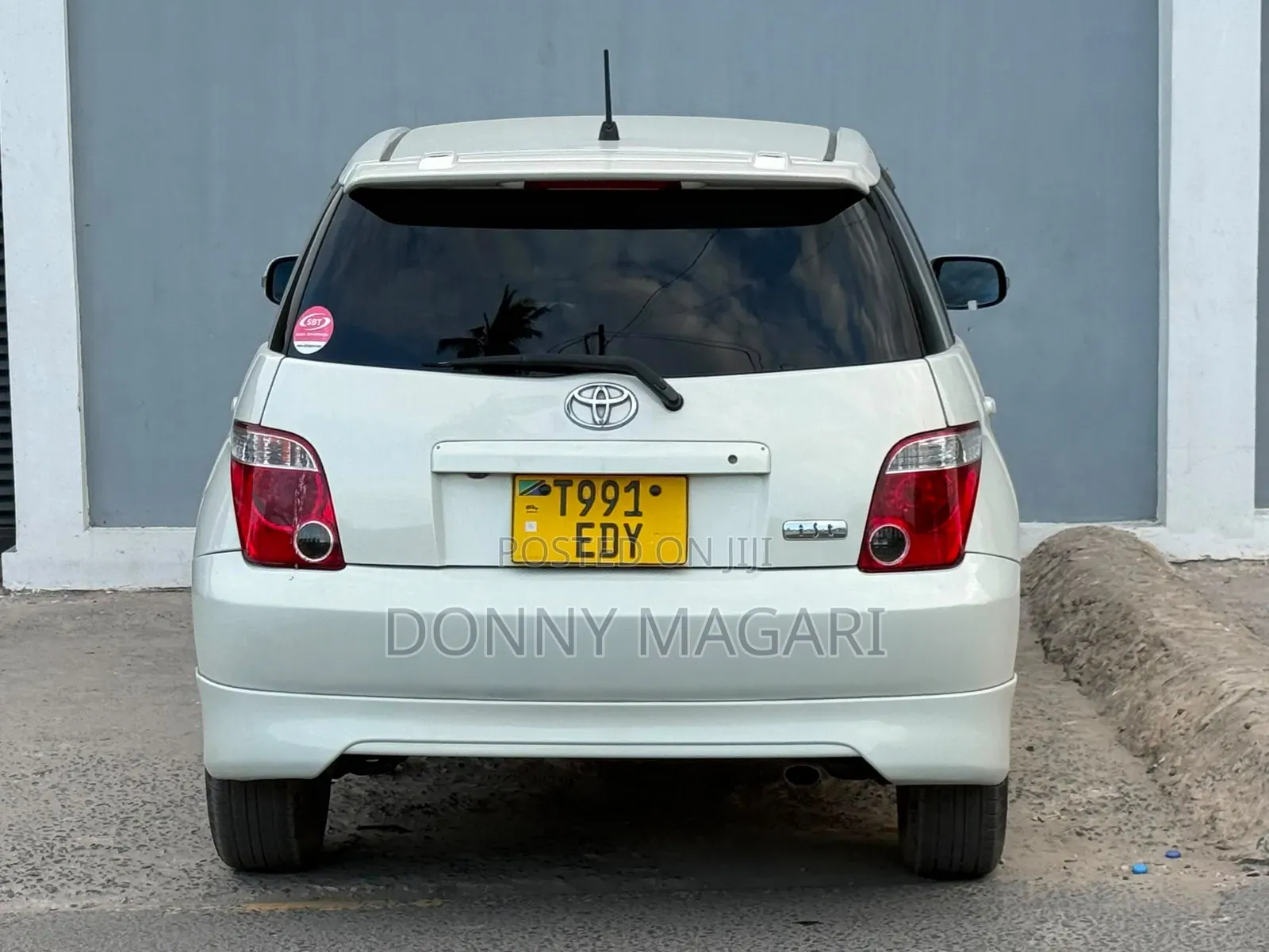 Toyota IST 2005 White