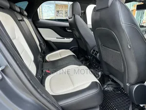 Jaguar F-Pace 2018 Gray