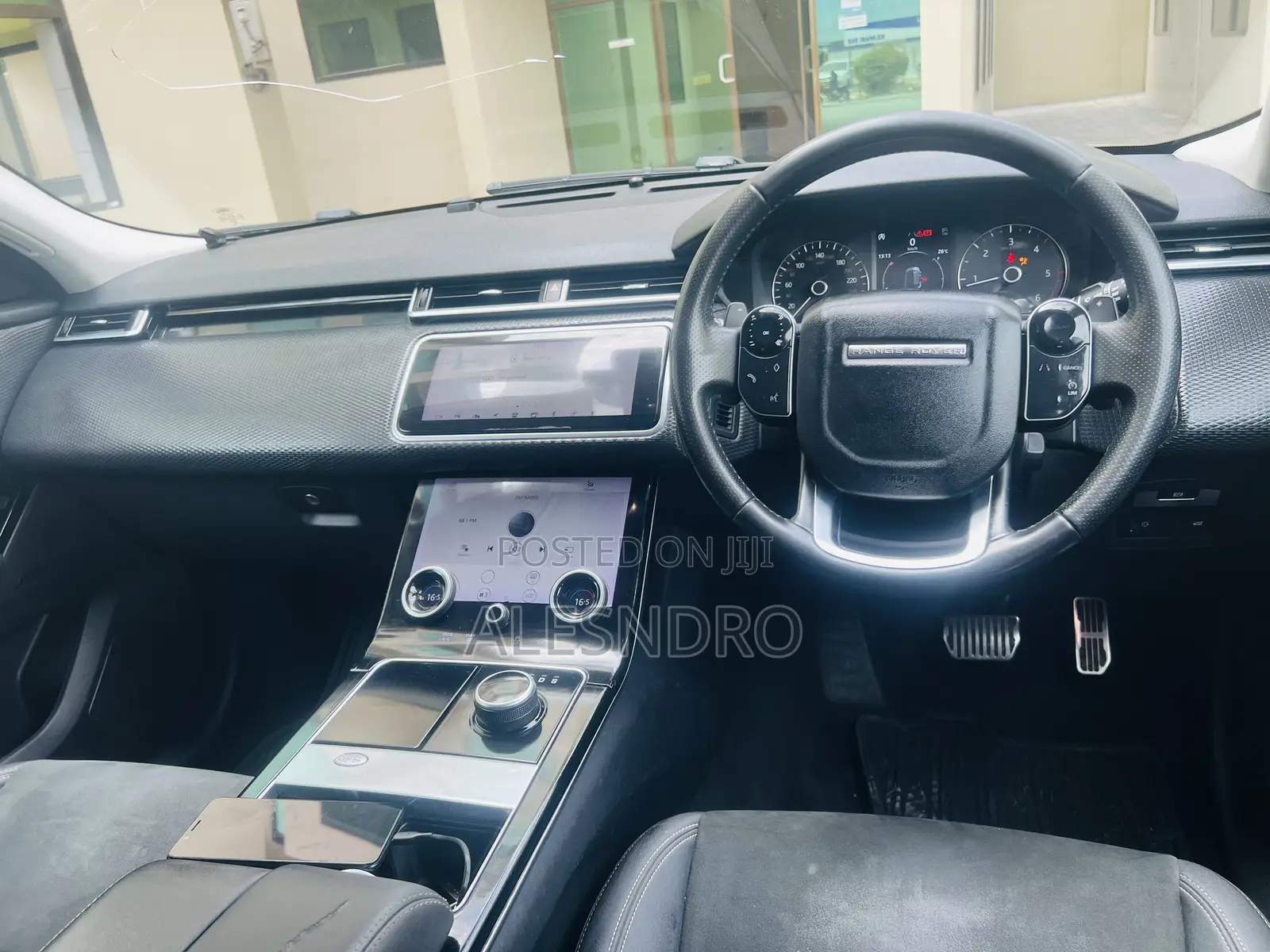 Rover 220 2020 Gray