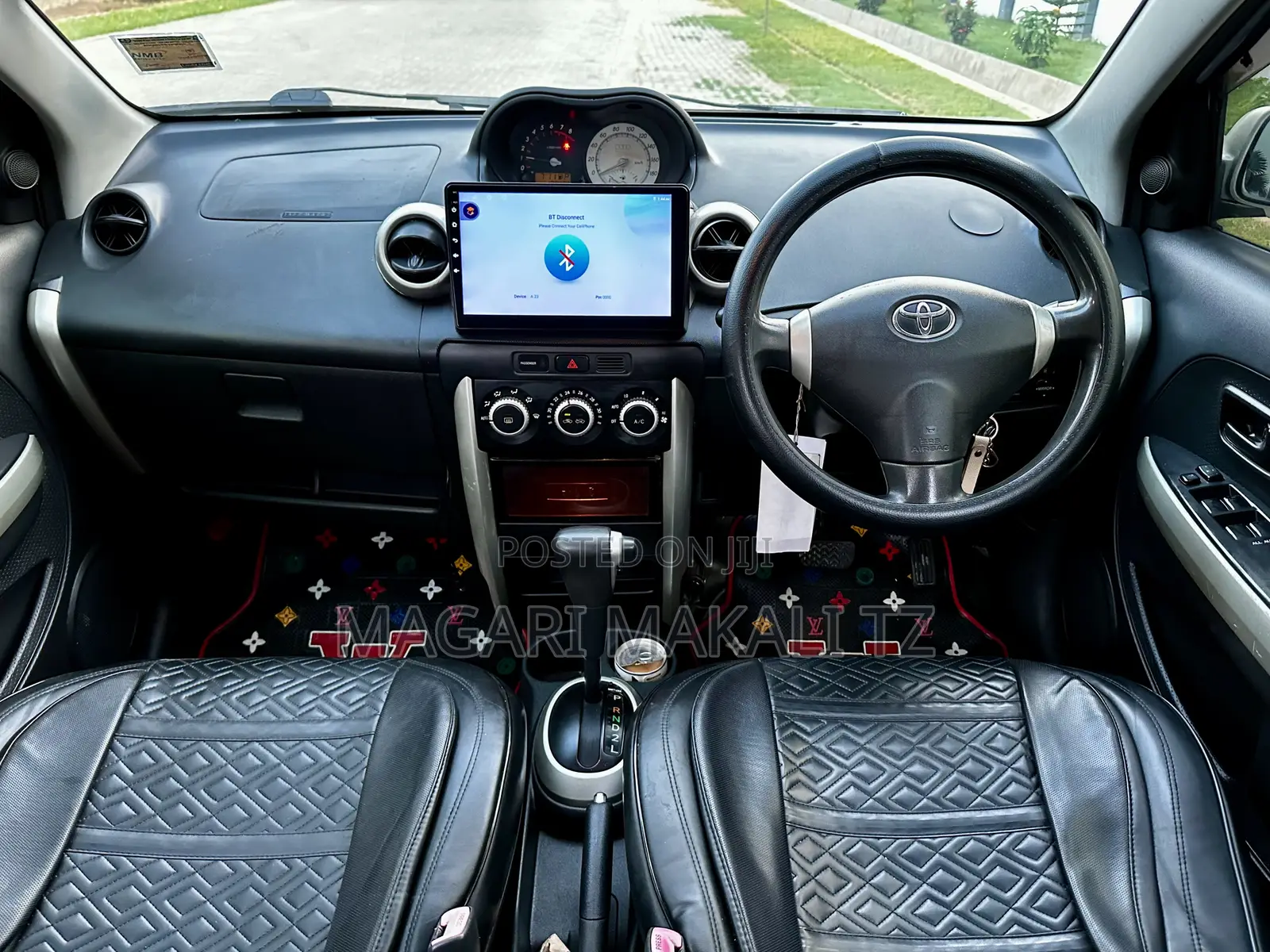 Toyota IST 2004 Silver