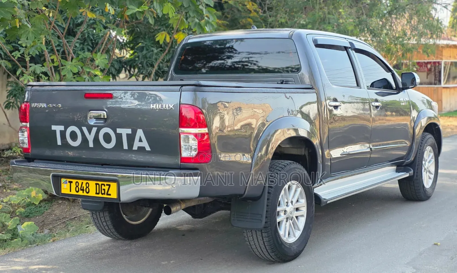Toyota Hilux 2015 Gray