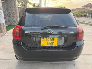 Toyota Corolla RunX 2001 Black