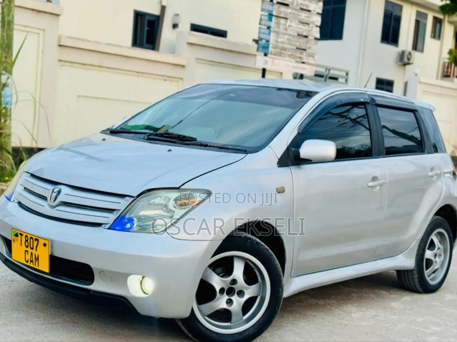 Toyota IST 2004 Silver