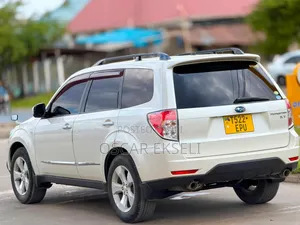 Subaru Forester 2009 White