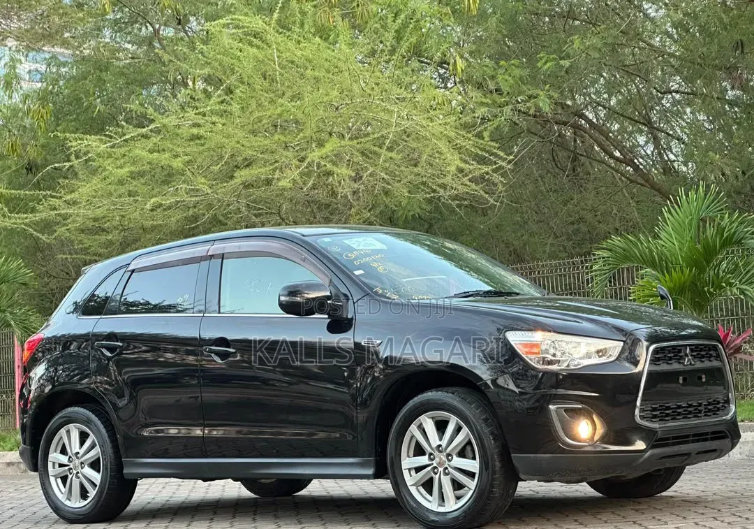 Mitsubishi RVR 2.0 2012 Black