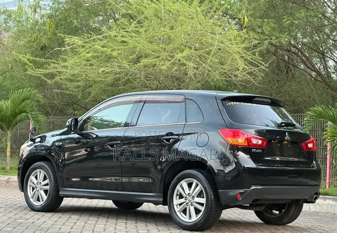 Mitsubishi RVR 2.0 2012 Black