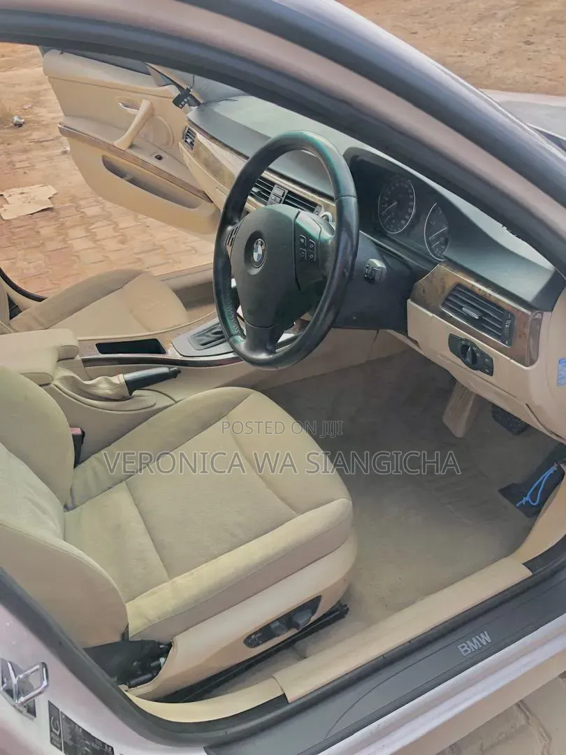 BMW 3 Series 2009