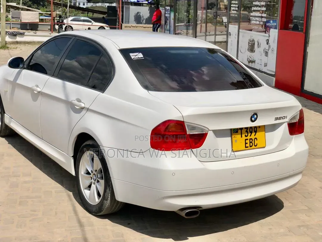 BMW 3 Series 2009