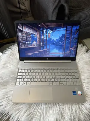 Laptop HP 15S 8GB Intel Core i7 HDD 512GB