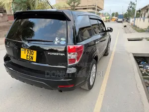 Subaru Forester 2010 Black