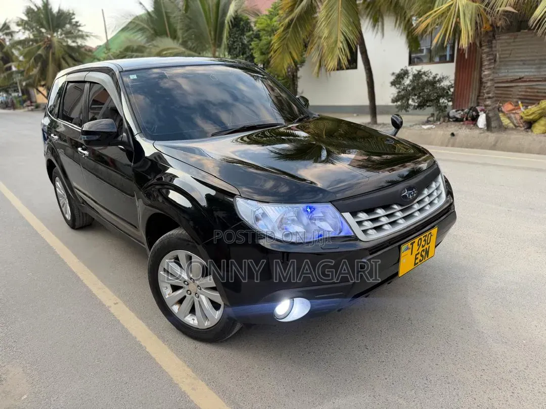 Subaru Forester 2010 Black
